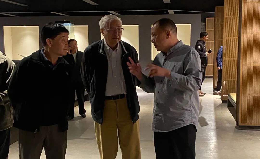 歡迎！北大最受歡迎校長參觀龍泉寶劍廠！